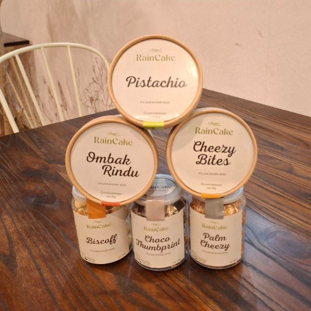 

Bogor Raincake - Rain Bites 6 Pcs