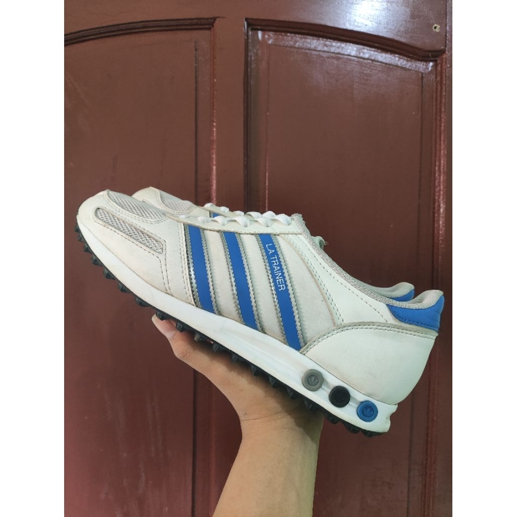 Sepatu adidas second