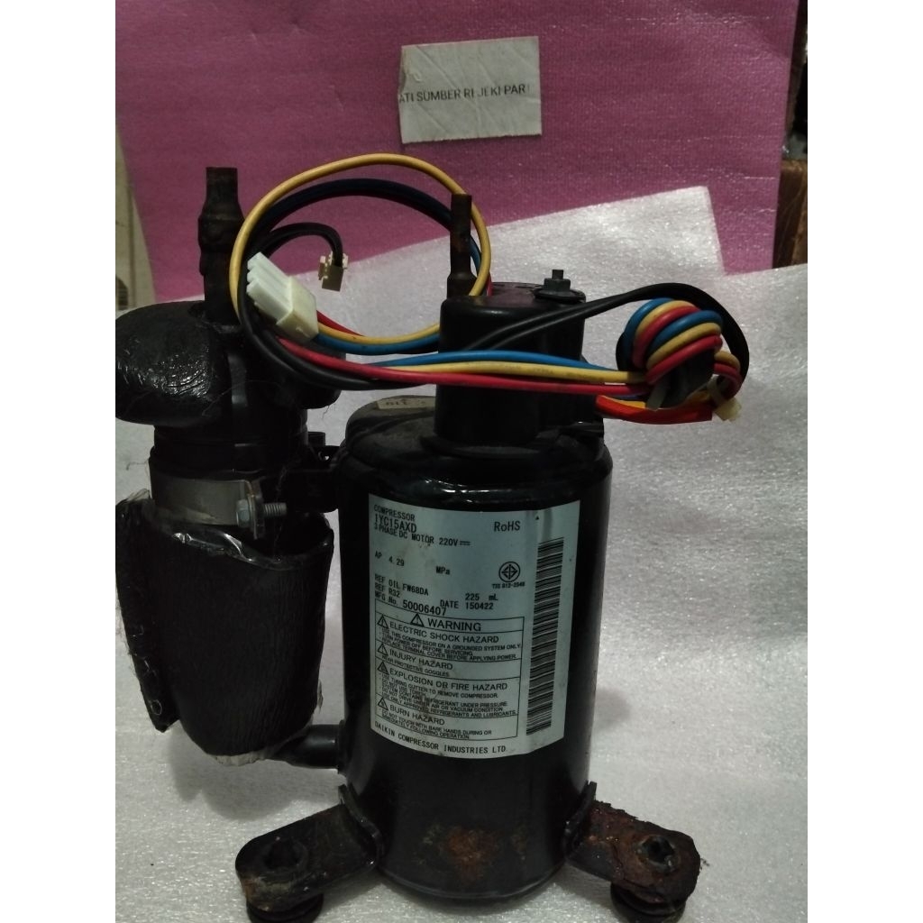 Compresor Ac Daikin 1/2 Pk Inveter Cabutan