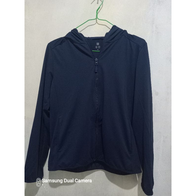 jaket uniqlo airism