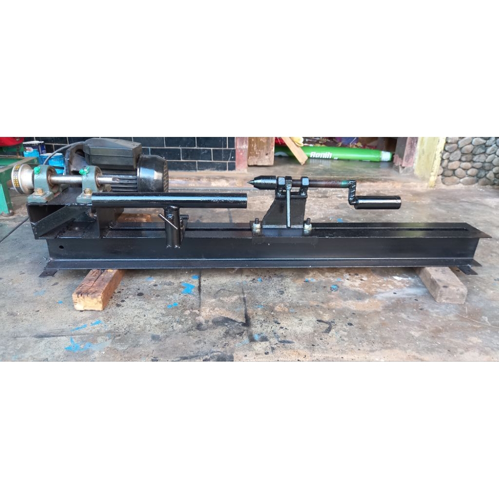 MESIN BUBUT KAYU (rakitan) bahan full besi, panjang keseluruhan 100cm