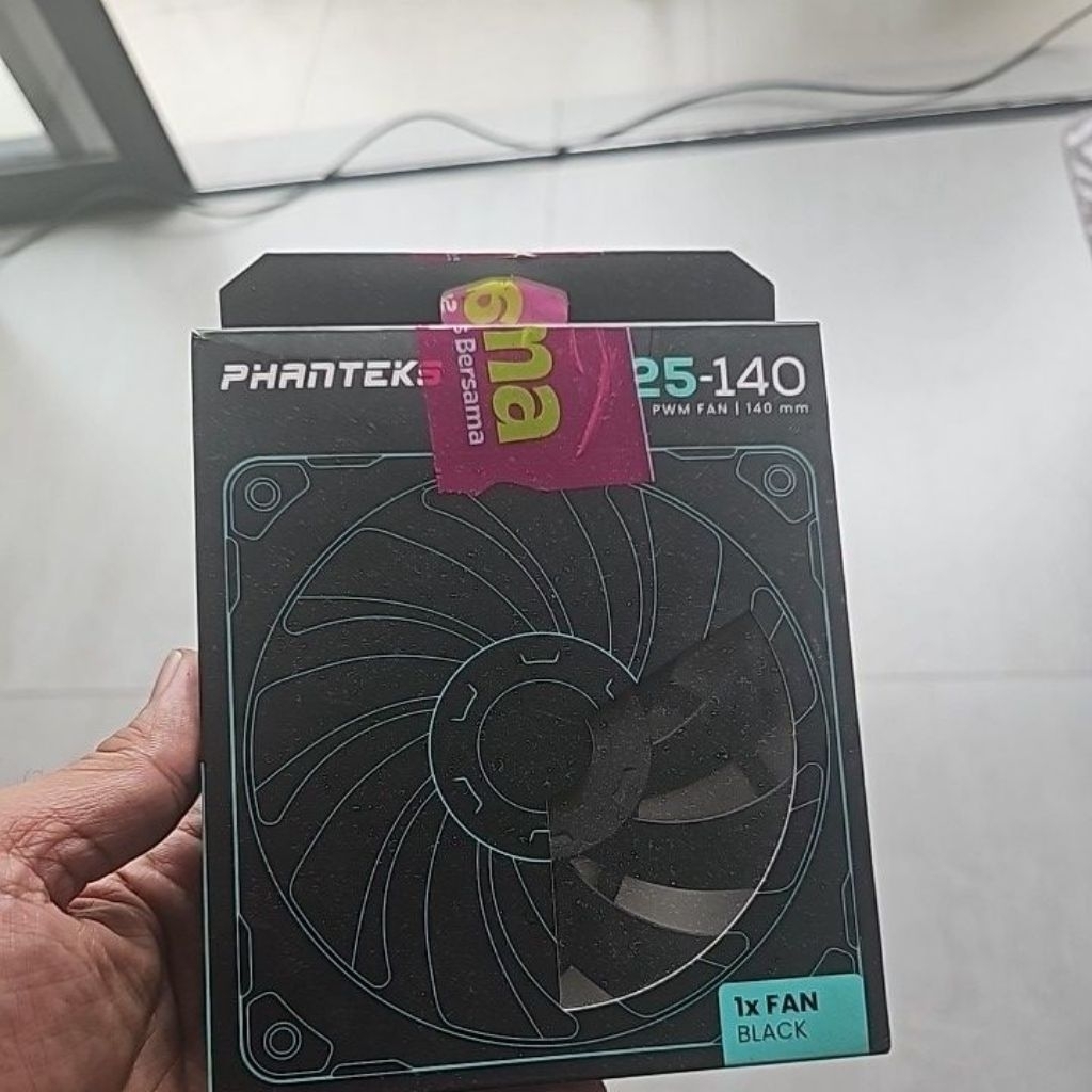 Phanteks M25-140 fan pwm 140mm