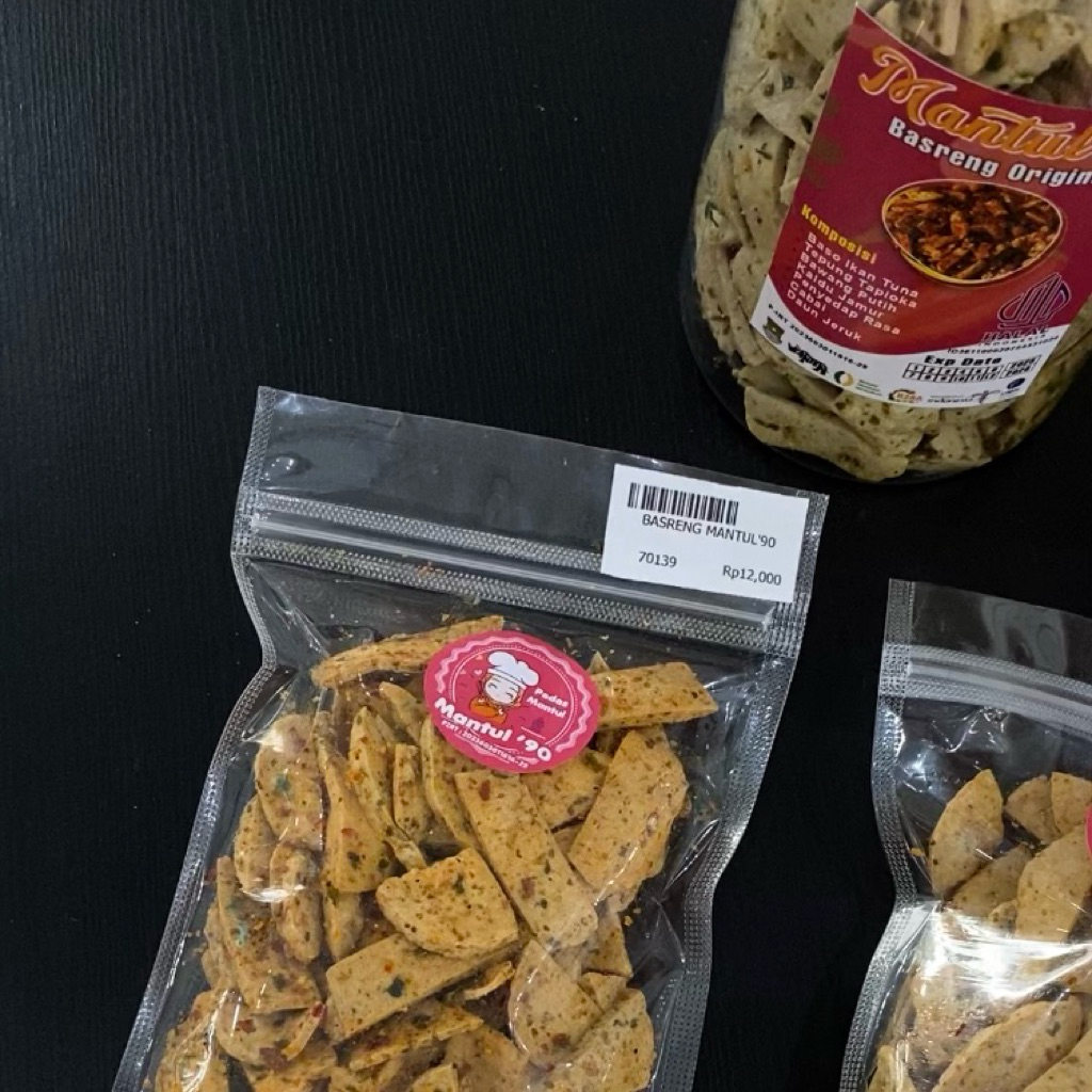 

Basreng Mantul - Bakso Goreng Kriuk Pedas Asin Gurih daun Jeruk