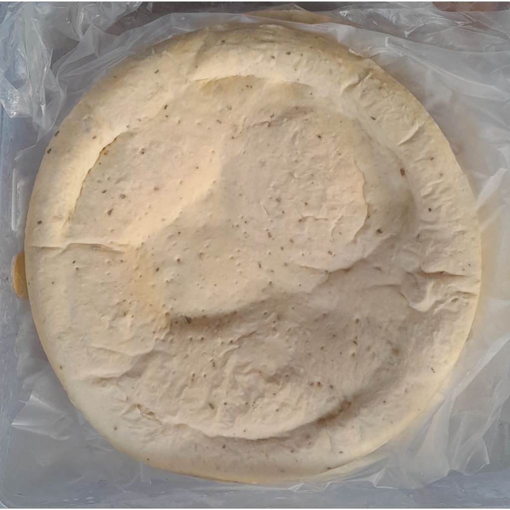 

basic roti pizza ( dough pizza) large 30cm dan medium 25cm