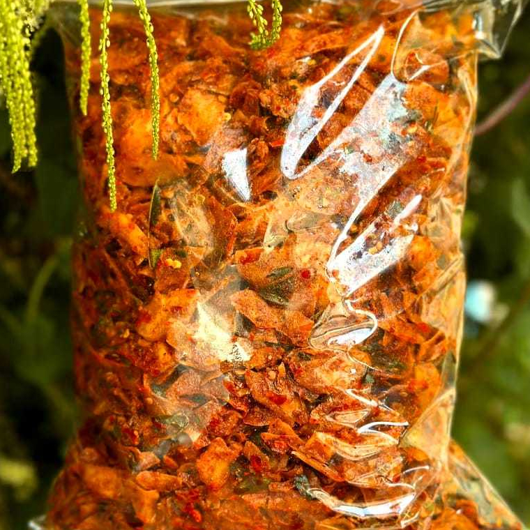 

KRIPIK KRIWIL PEDAS / KERIPIK SINGKONG KRIWIL 500gram CEMILAN BANDUNG