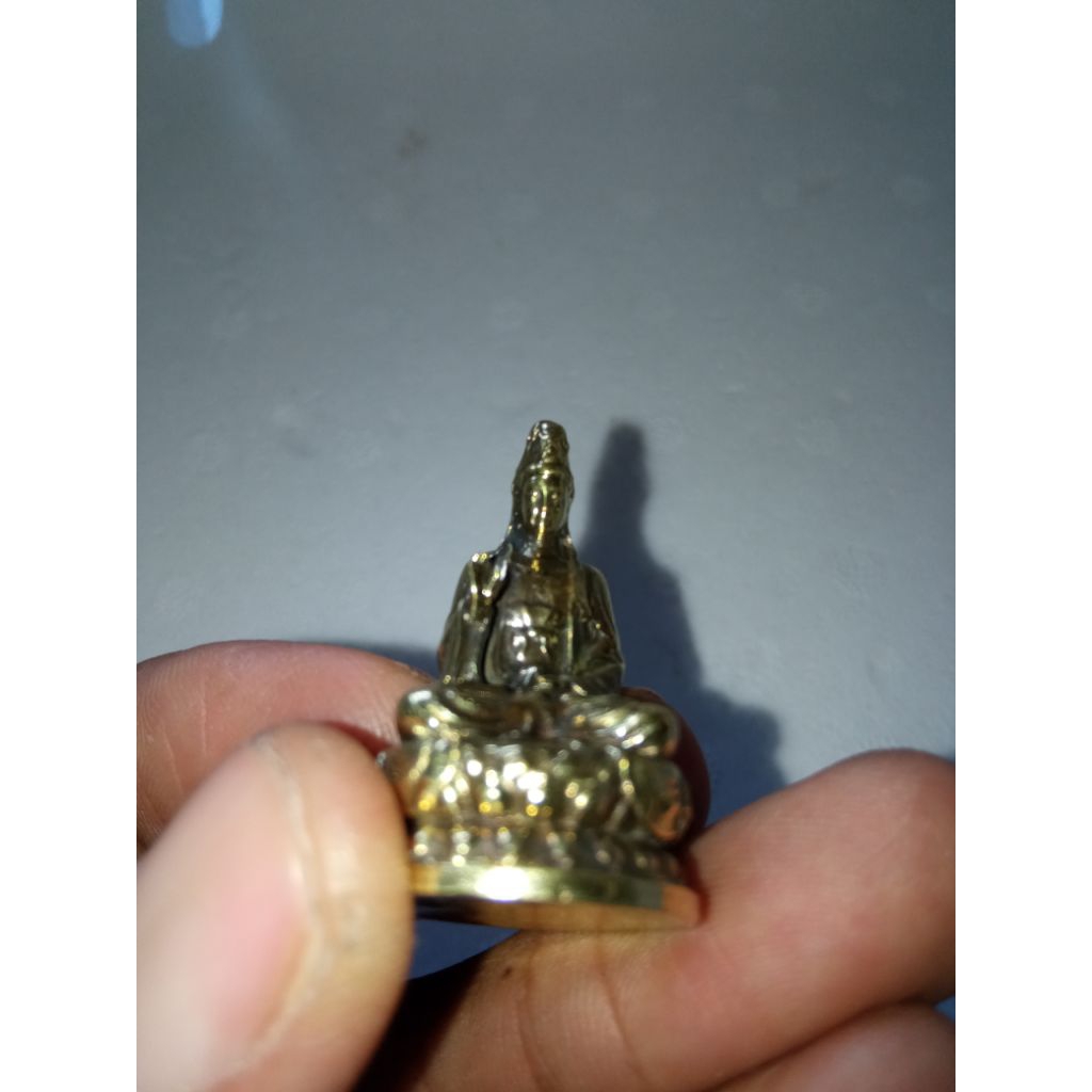 Patung Mini Dewi Kwan Im logam