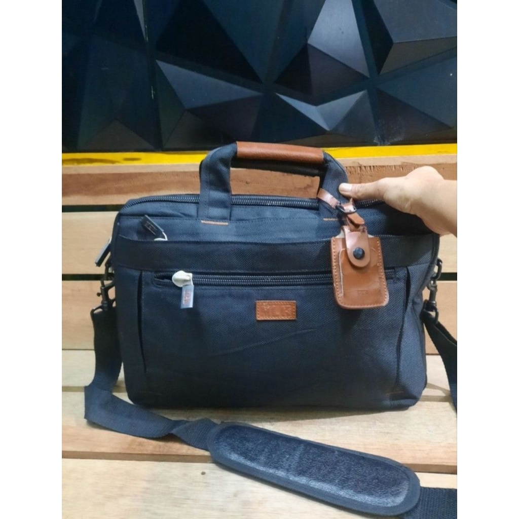 Tas Laptop / Tas Kantor Michiko London Koshino Original
