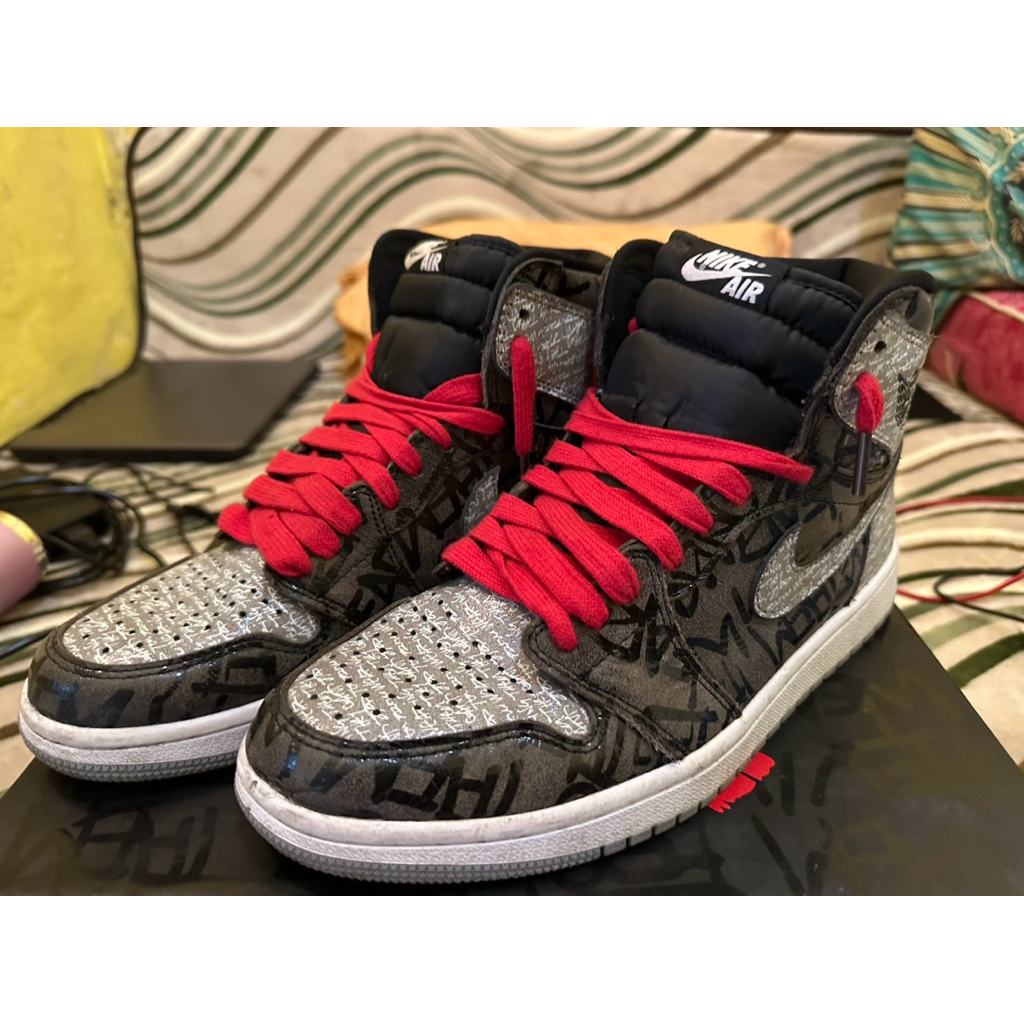 jordan rebelion size 43