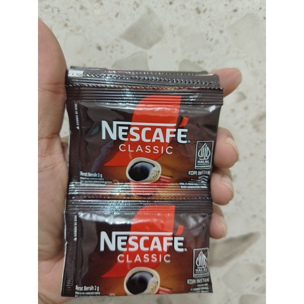 

Nescafe Kopi Instan Classic Kemasan 1 Renceng isi 10 Sachet