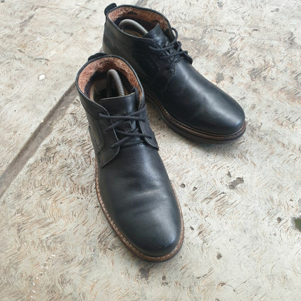 SEPATU CLARK BOOT SECOND ORIGINAL