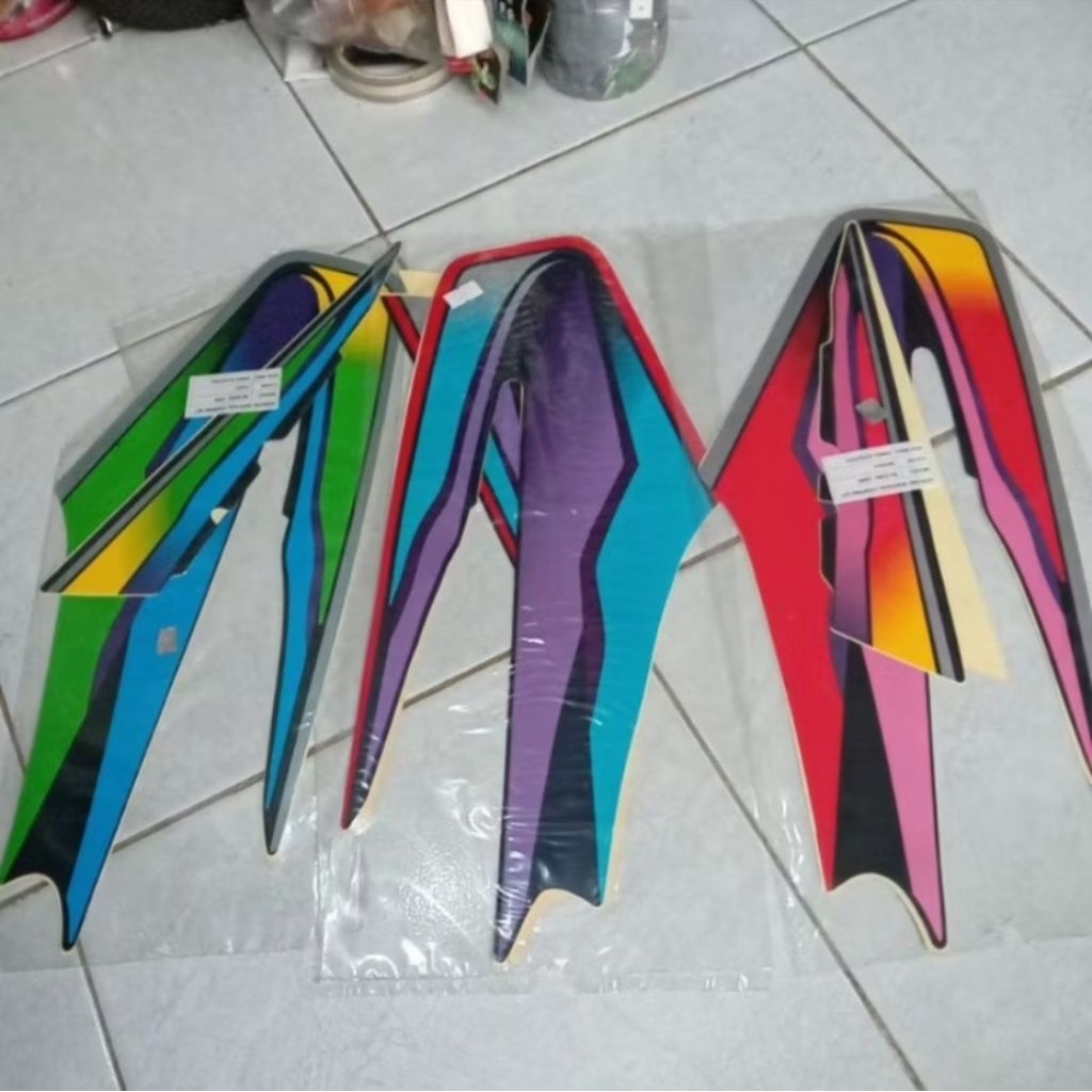 STRIPING STIKER POLET LIST BODY YAMAHA RX KING 1999 full set