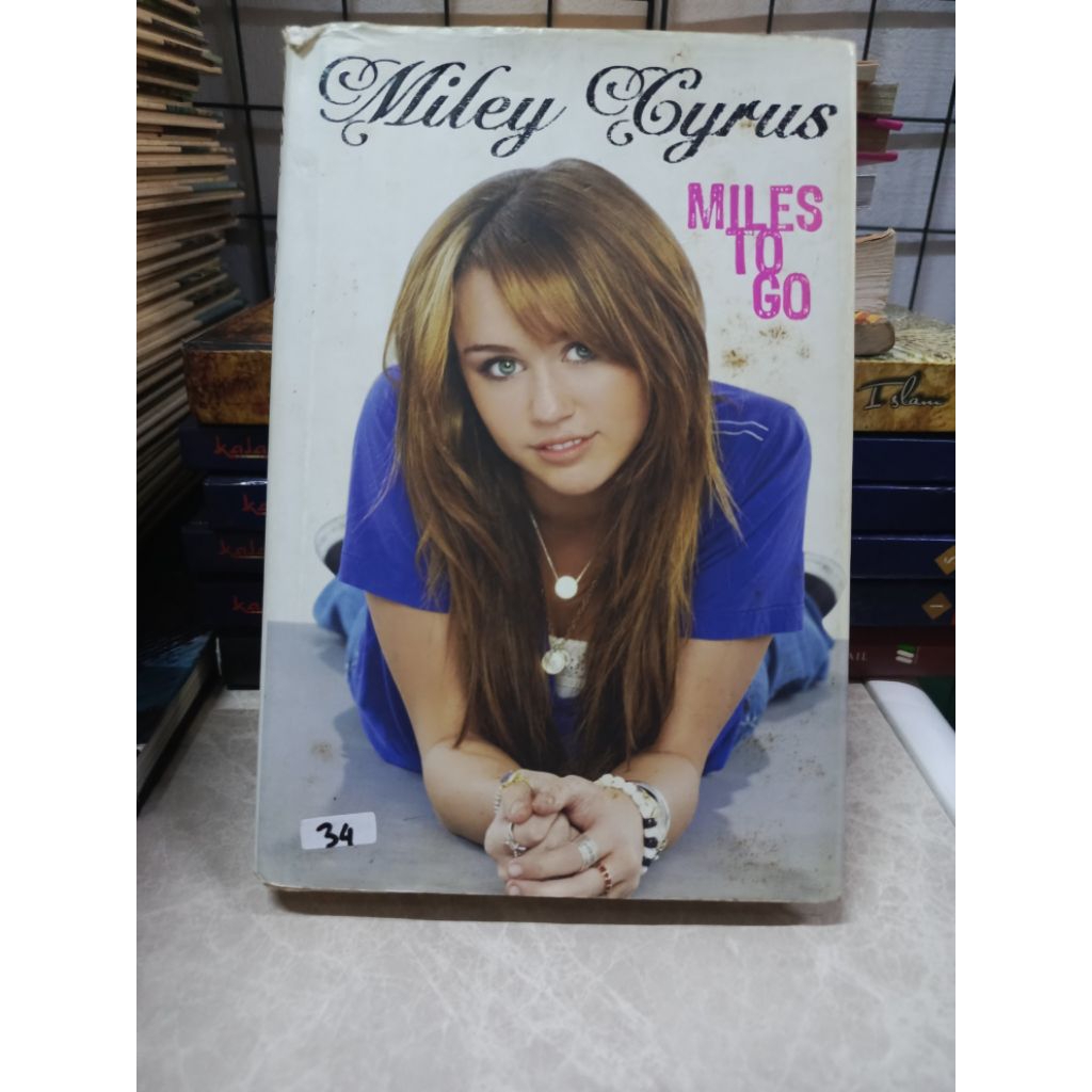 BuKu Miley Cyrus Miles to go Original Hardcover
