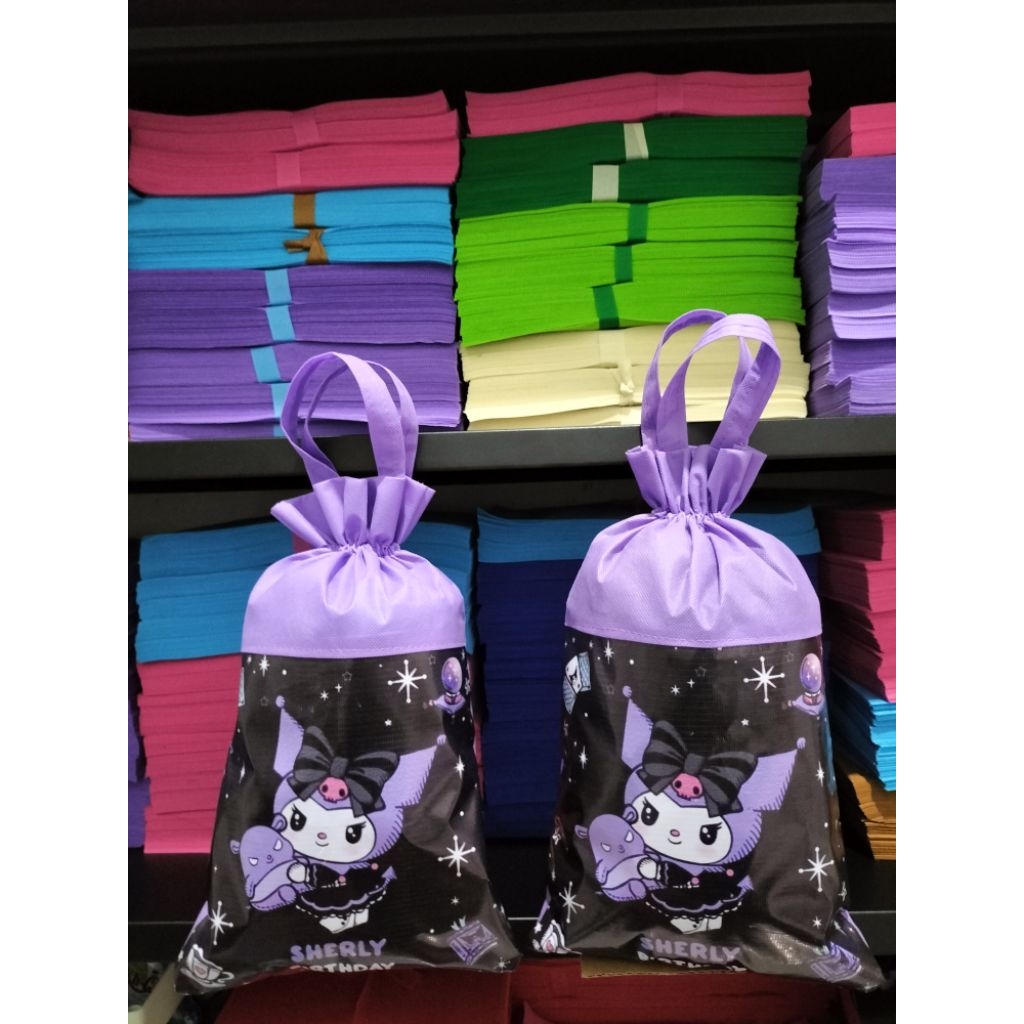 

Tas ultah anak / Tas ulang tahun anak / Souvenir pesta ulang tahun anak