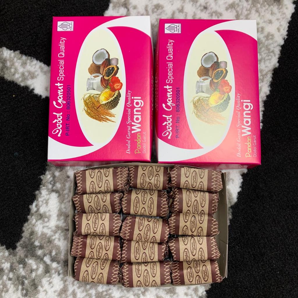 

DODOL GARUT ASLI 1Kg 500gr COKLAT KACANG KHAS ENAK LEGIT MURAH MANIS LANGSUNG DARI PABRIK