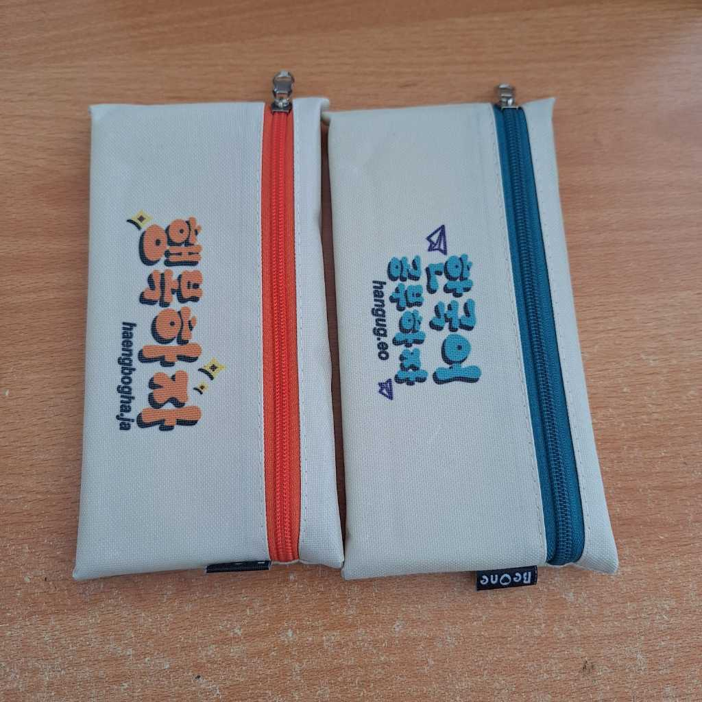 

Case pensil / Random /