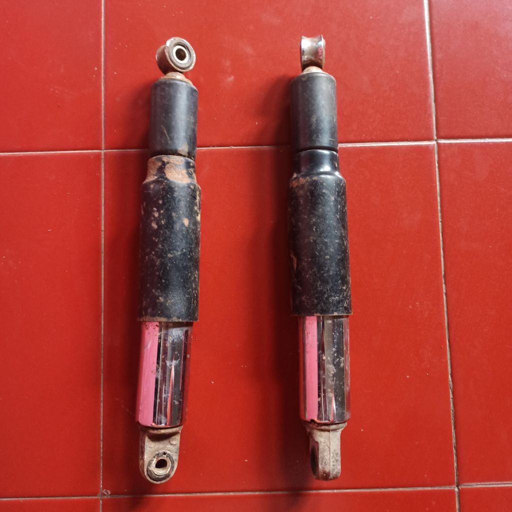 sepasang shock belakang Suzuki tornado Shogun 110 kebo original copotan motor
