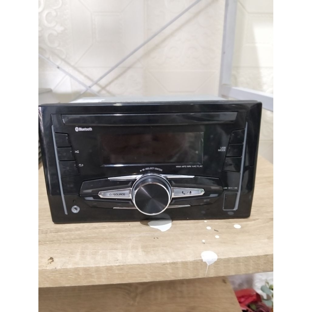 DOUBLE DIN JVC KW-X920 BTTH (bekas)