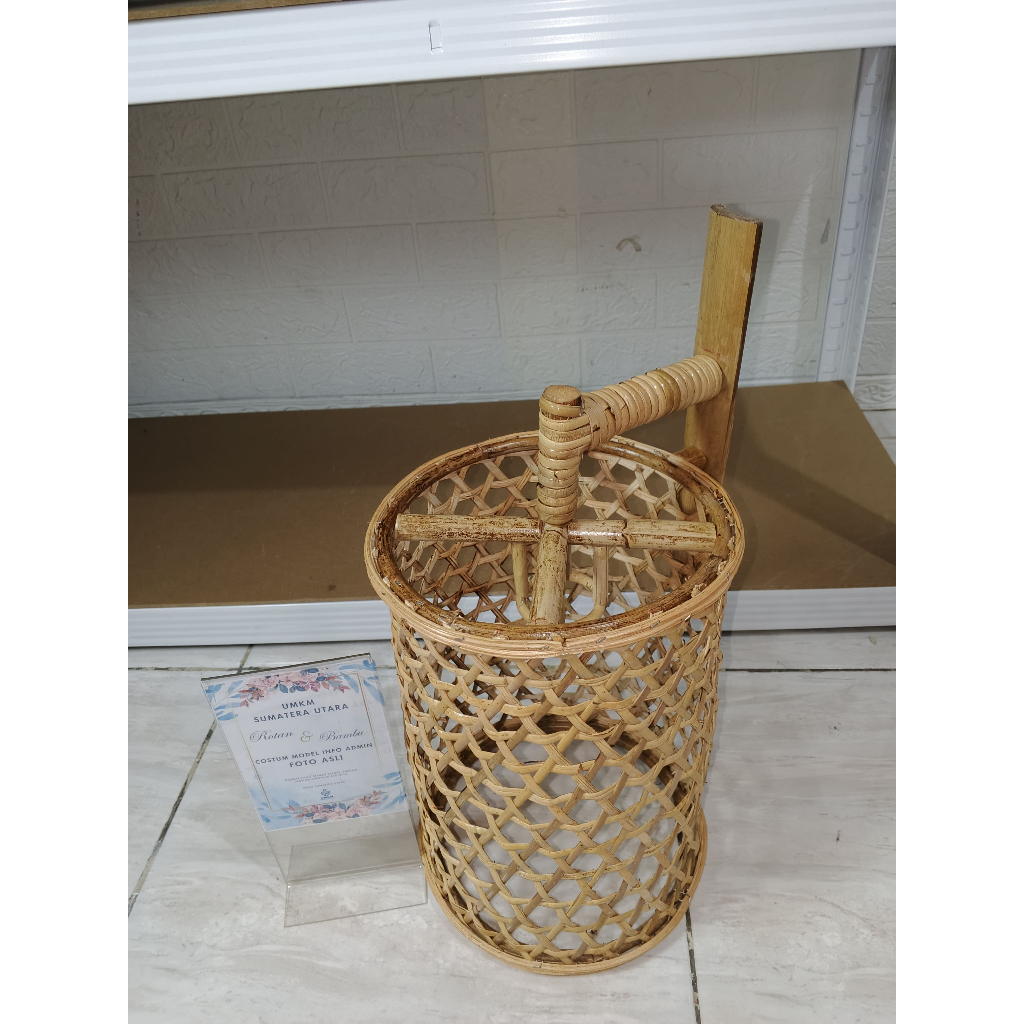 Cup lampu dinding rotan / Lampu dinding / dekor lampu dinding / lampu taman dekor / dekor lampu tama