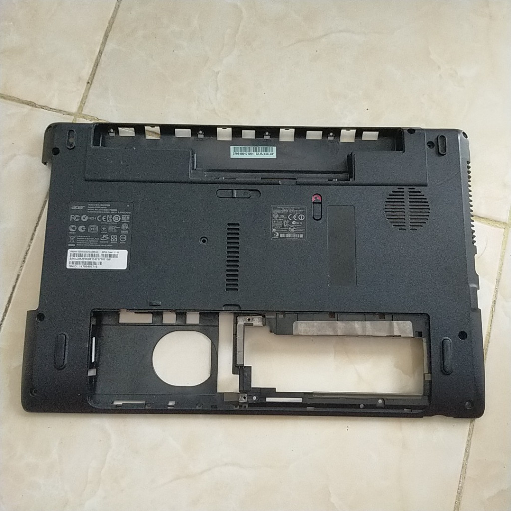 Casing Bawah Acer Aspire 5250 Bottom Case Acer Aspire 5250 Casing Bawah Laptop Acer 5250 Casing Lapt