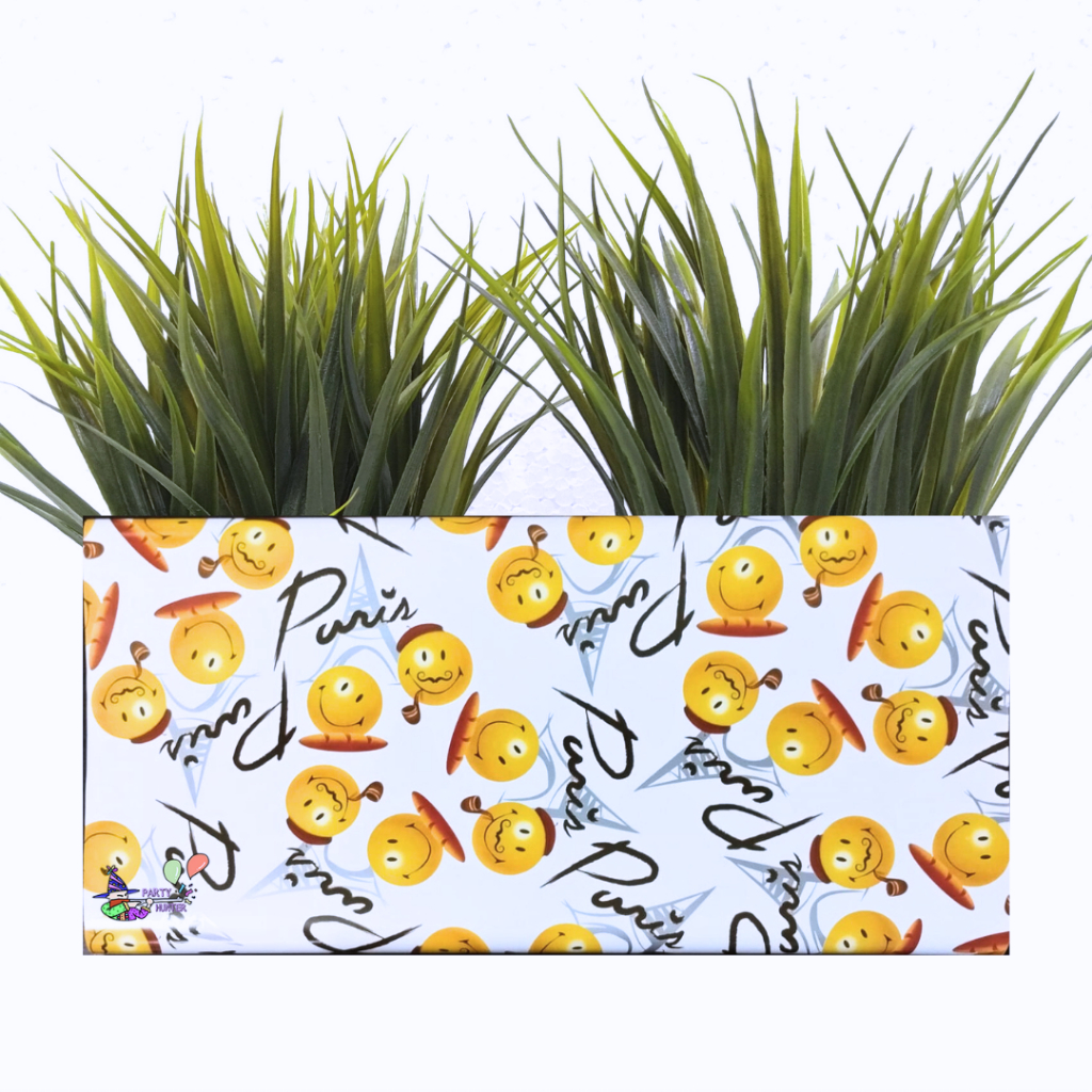 

Kertas Kado Motif Smiley Glossy (5 Lembar)