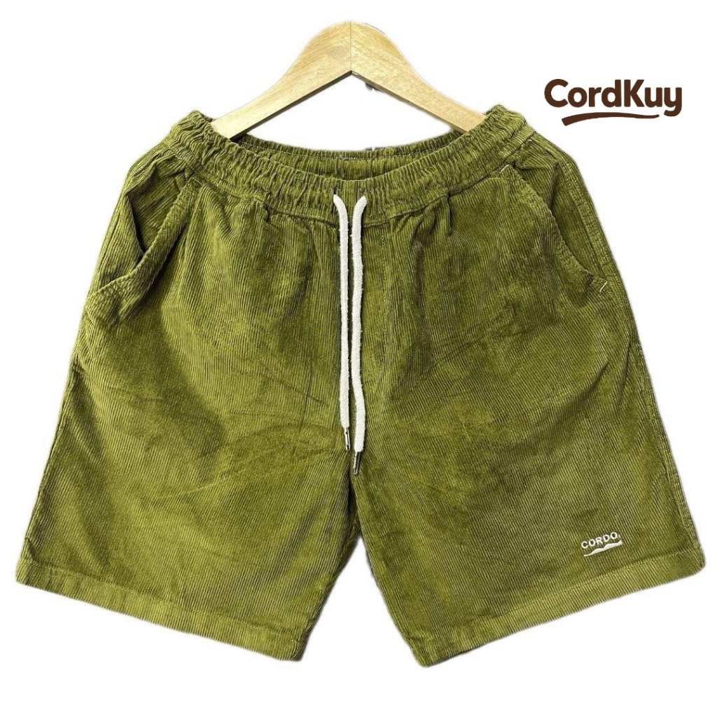 Cordo - Celana pendek corduroy hijau dan celana pendek katun hijau