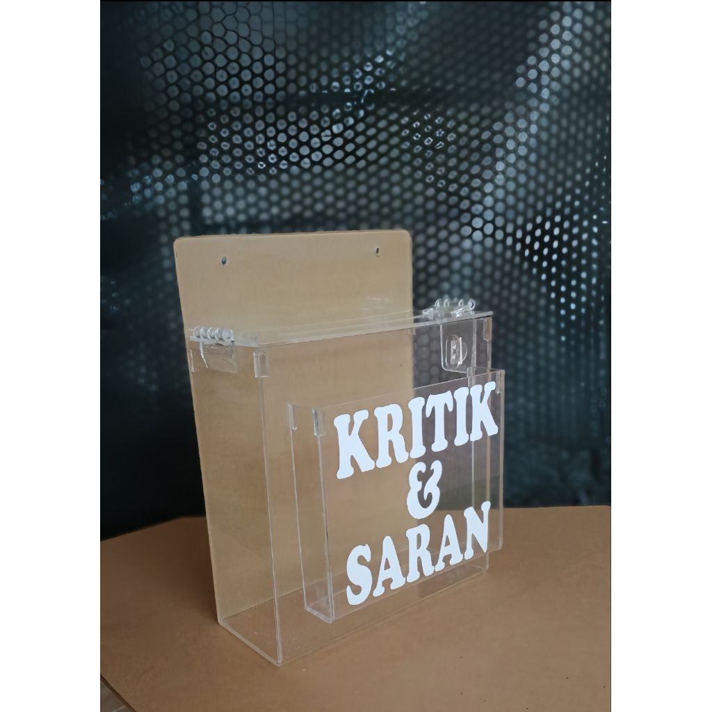 kotak kritik dan saran