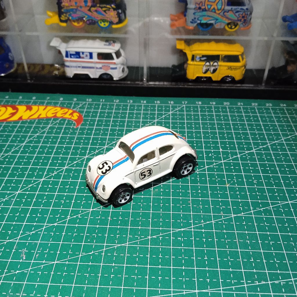 Hot Wheels Herbie Volkswagen Beetle (Loose) Base Besi