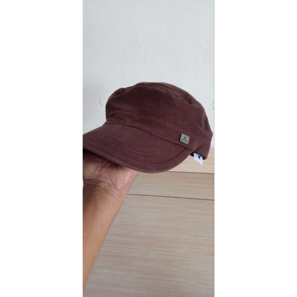 Topi Eiger Original (Bekas)