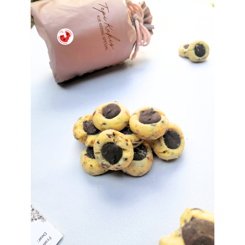 

Kue Butter Cookies Coklat Toples 600ml