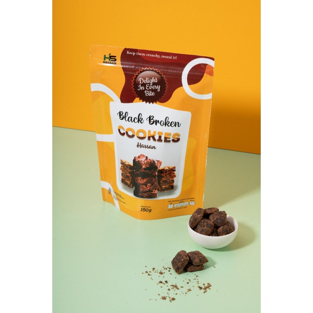 

black broken cookies