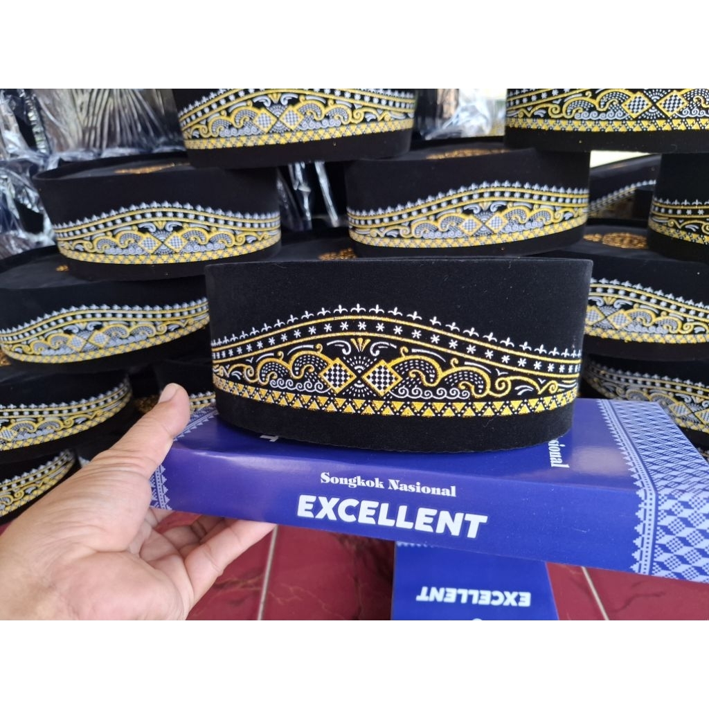 SONGKOK BATIK CATUR KEEMASAN PECI BATIK CATUR BAHAN BLUSDRU GROSIR DAN ECER