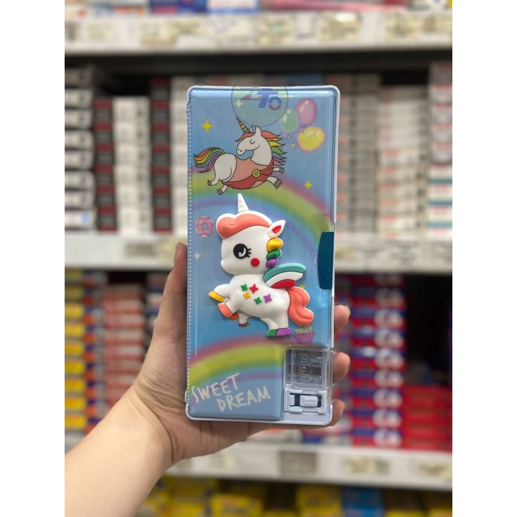 

KOTAK PENSIL ANAK / KOTAK PENSIL MAGNET / KOTAK PENSIL SEKOLAH / KOTAK PENSIL MAGNET 2 SISI / KOTAK PENSIL 3D TIMBUL / KOTAK PENSIL MURAH