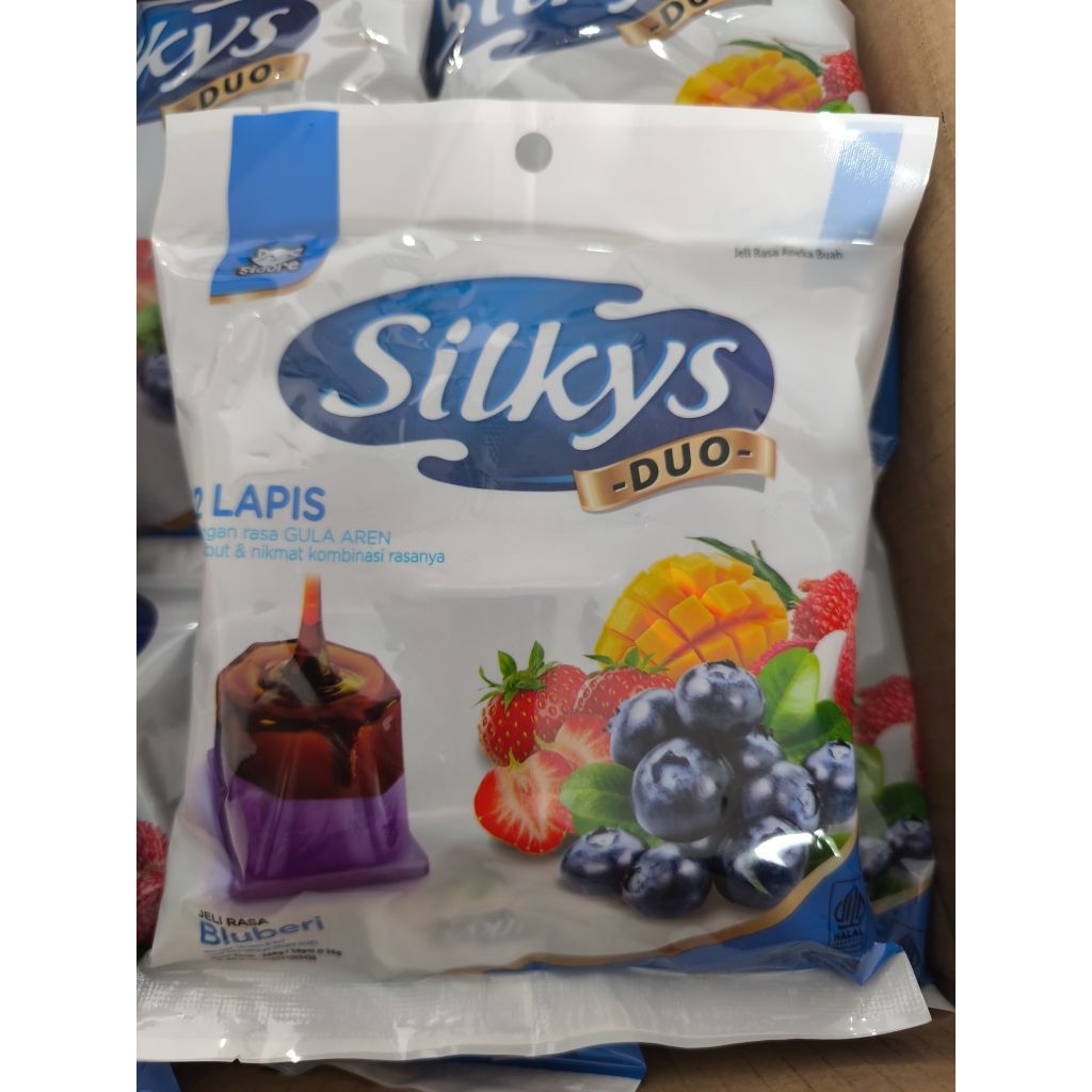 

Silkys Duo Jelly 2 lapis isi 10 pcs 26 gr rasa mangga dan blueberry