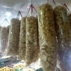 

KERUPUK KERECEK KKULIT untuk masak 250gram