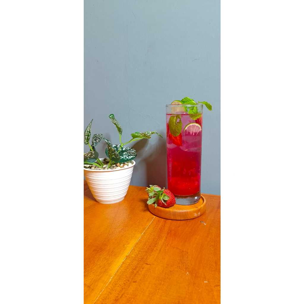 

Strawberry mojito