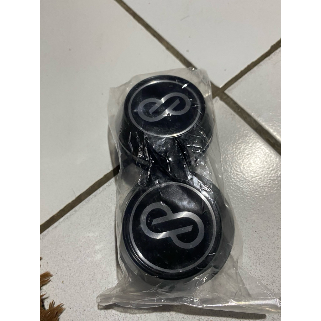 Tutup dop vleg variasi Enkei (4pcs)