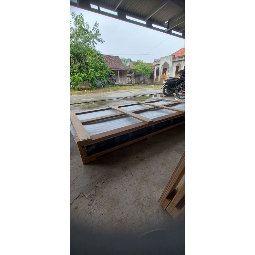 

packing kayu 120wp