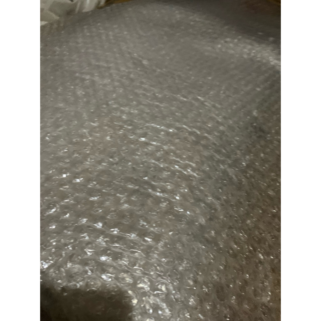 

EXTRA bubble wrap + dus
