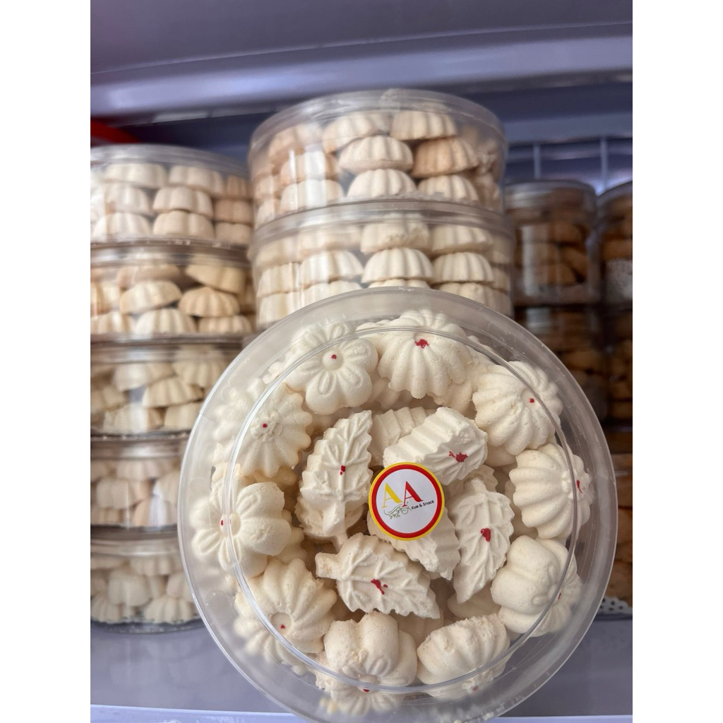 

Kue Bangkit / Kue Kering Medan, Asli Enak, Foto Real, Harga Terjangkau