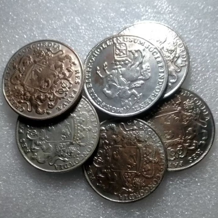 Koin Bekas Belanda VOC Concordia 1739