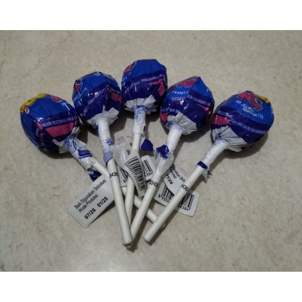 

Chupa Chups Permen Lolipop Gumfield 15gr (5 pcs)