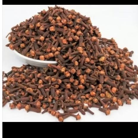 

Cengkeh kering / Cengkeh Utuh / Clove kering kemasan kecil