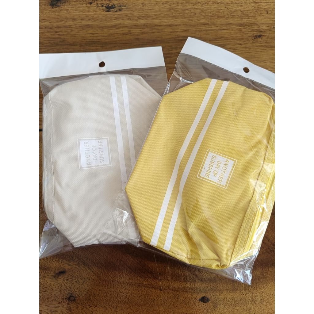 

TEMPAT PENSIL DOUBLE ZIPER