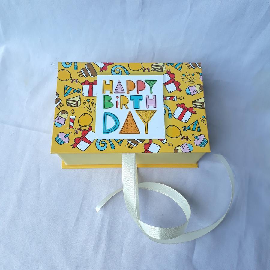 

Kotak Kado Hadiah Happy Birthday 15x10x4,5