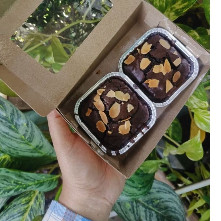 

FUDGY BROWNIES CUP