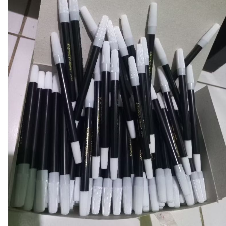 

Spidol kecil snowman alat melukis dan menggambar