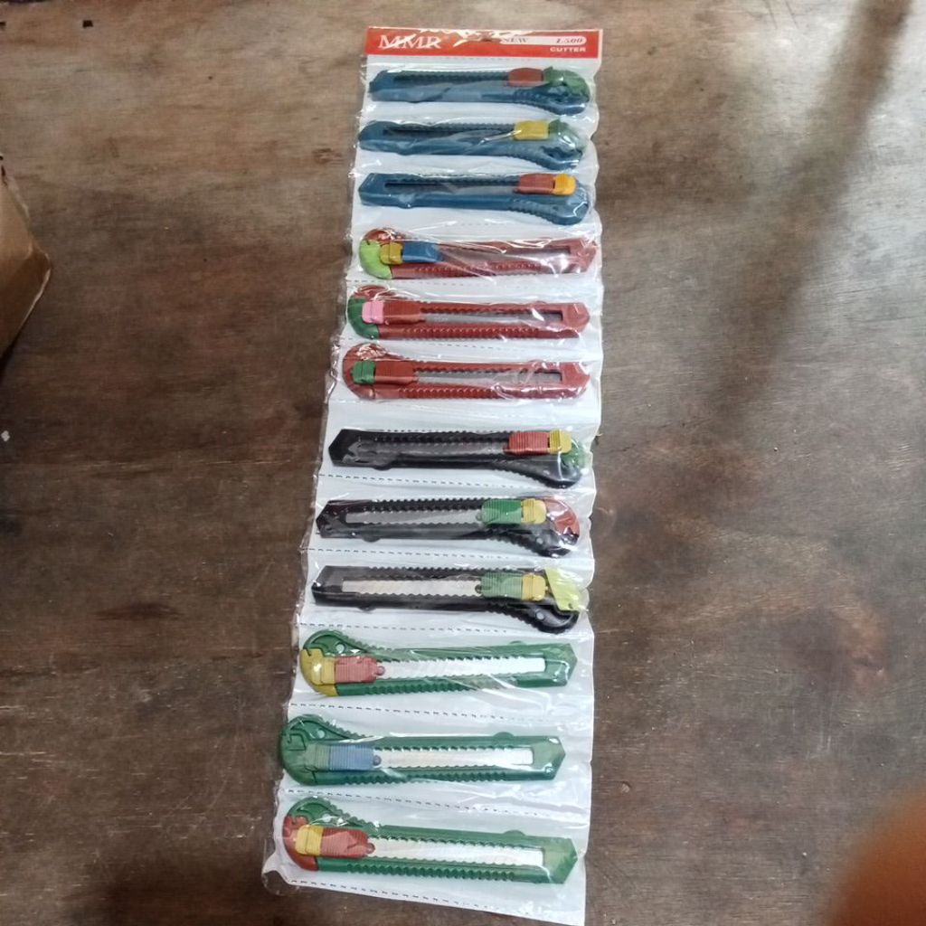 

12Pcs Cutter Besar L500/Pisau Cutter Gagang Butek