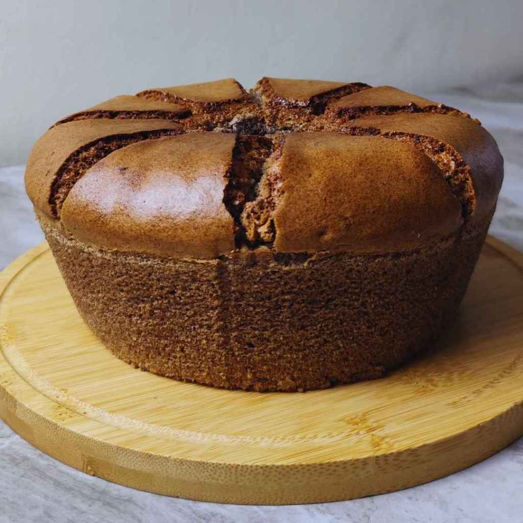 

Chiffon Ketan Hitam Homemade Bakery - Azuma Cakery - Chiffon Cake Ketan Hitam Diameter 24 cm 16 slice Sifon Kue Bolu Panggang Bahan Premium Pilihan Snack Cemilan Snackbox Roti Manis Makanan Ringan Lembut