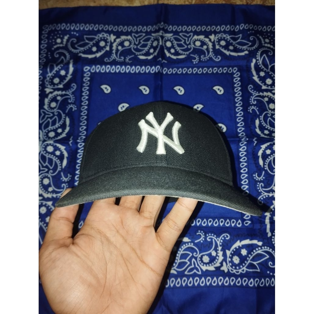 Topi Mlb Logo Ny Yankees Second By47 Brand