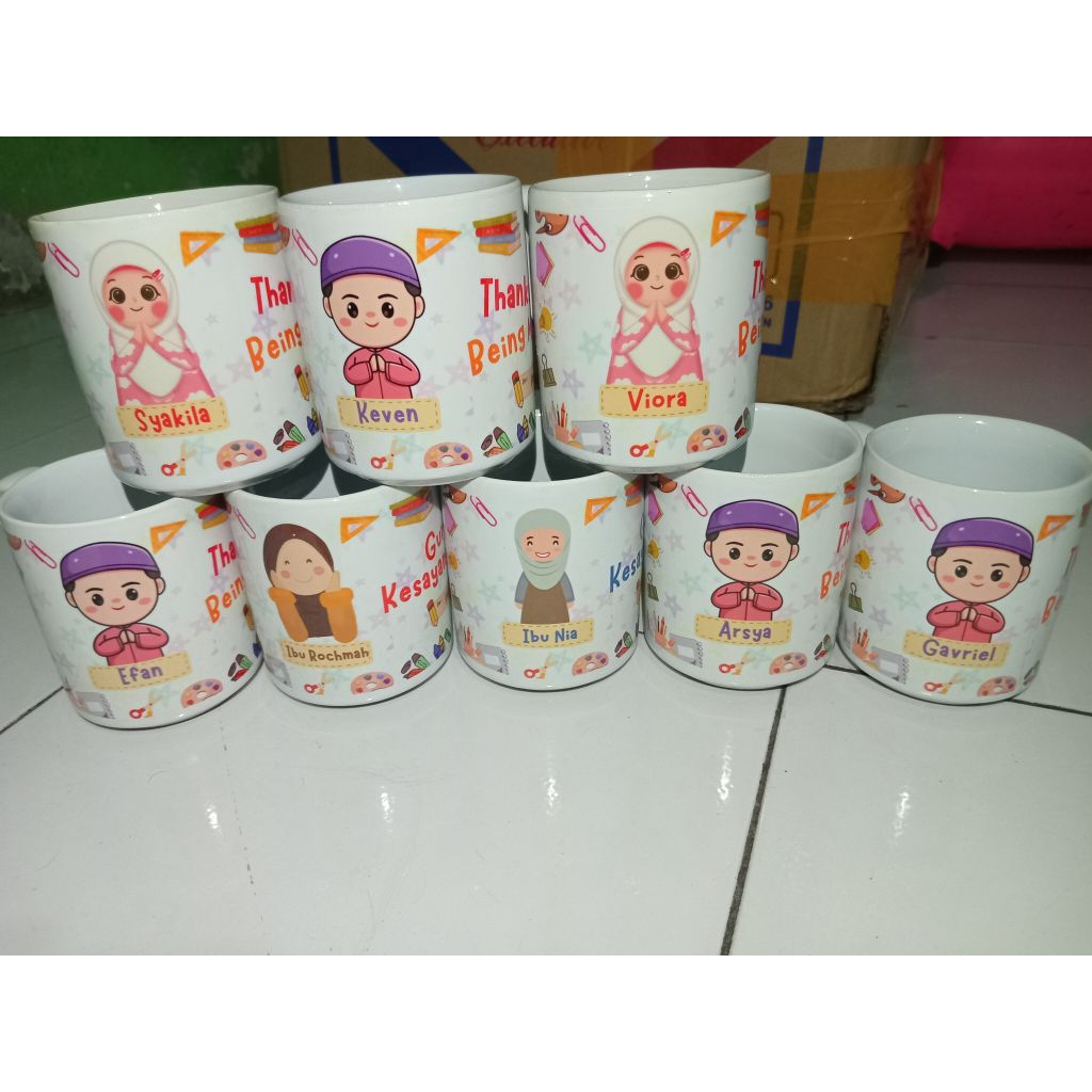 Cetak Mug Custom Nama Untuk Souvenir Perpisahan Sekolah Kenaikan Kelas Kado Guru